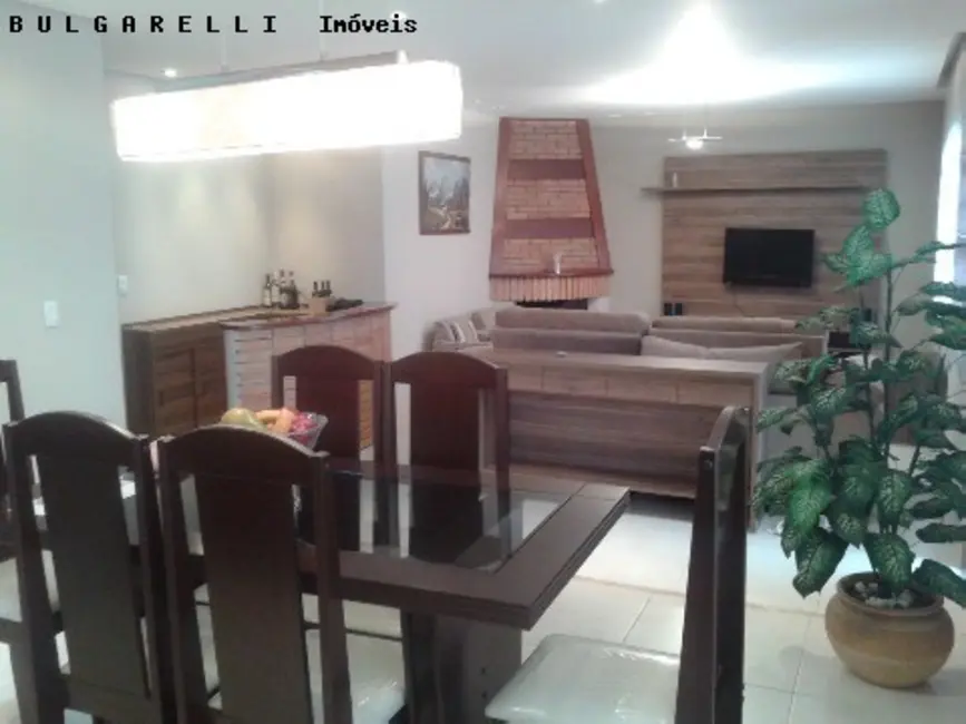 Casa com 3 quartos à venda, 273m2 em Vila Progresso, Jundiai - SP - imagem 2 Foto 2 de Casa com 3 quartos à venda, 273m2 em Vila Progresso, Jundiai - SP