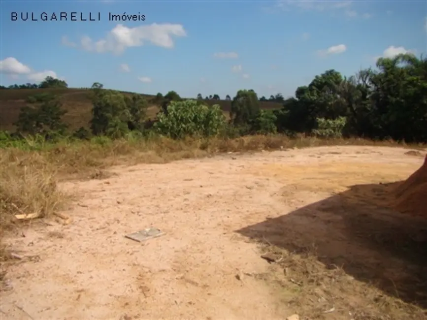 Foto 1 de Terreno / Lote à venda, 68000m2 em Champirra, Jundiai - SP