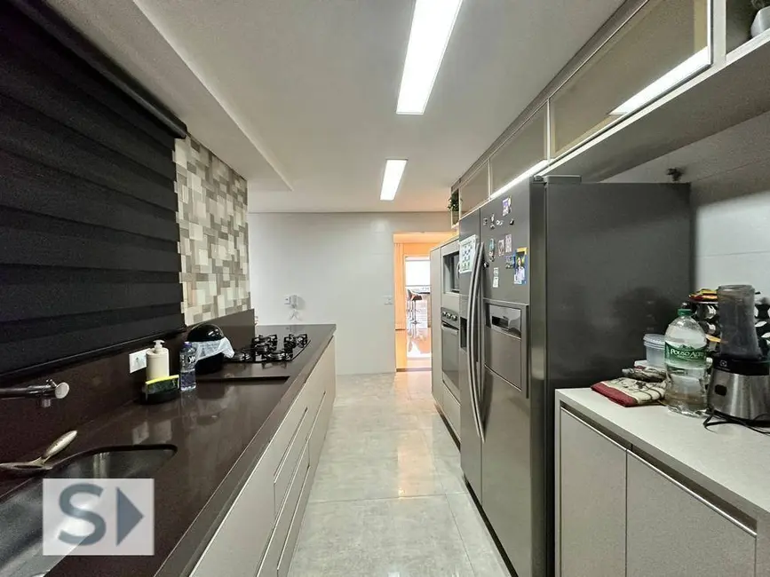 Foto 2 de Apartamento com 3 quartos à venda, 182m2 em Vila Rosália, Guarulhos - SP