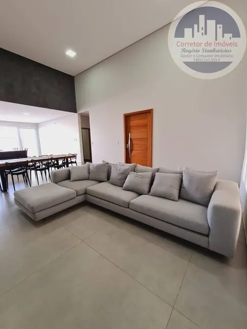 Casa de Condomínio com 3 quartos à venda, 180m2 em Indaiatuba - SP - imagem 5 Foto 5 de Casa de Condomínio com 3 quartos à venda, 180m2 em Indaiatuba - SP