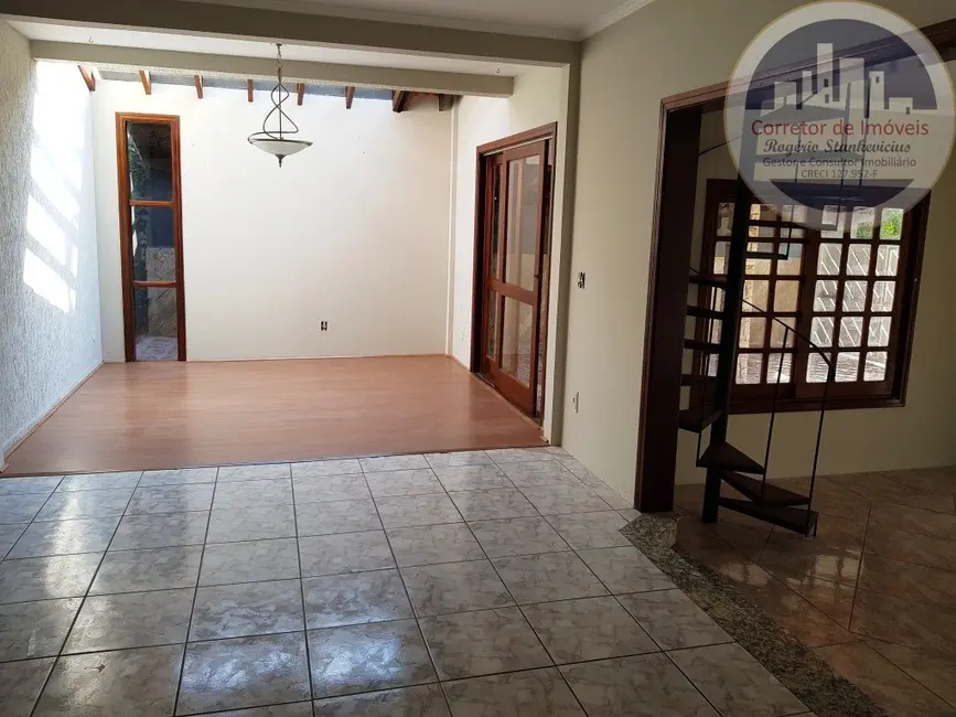 Foto 9 de Casa de Condomínio com 4 quartos para alugar, 390m2 em Vinhedo - SP