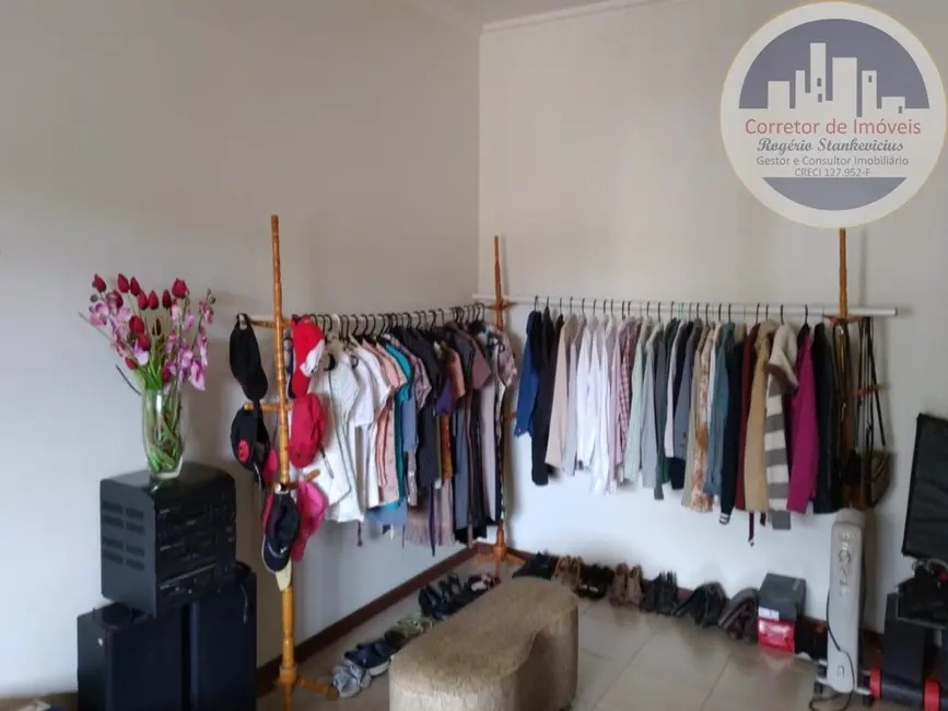 Foto 9 de Casa de Condomínio com 4 quartos à venda, 280m2 em Louveira - SP