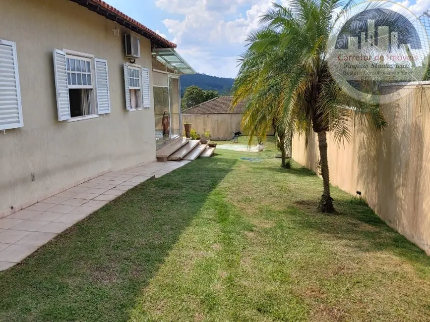 Foto 2 de Casa com 4 quartos à venda, 334m2 em Vinhedo - SP
