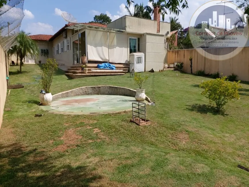 Foto 3 de Casa com 4 quartos à venda, 334m2 em Vinhedo - SP