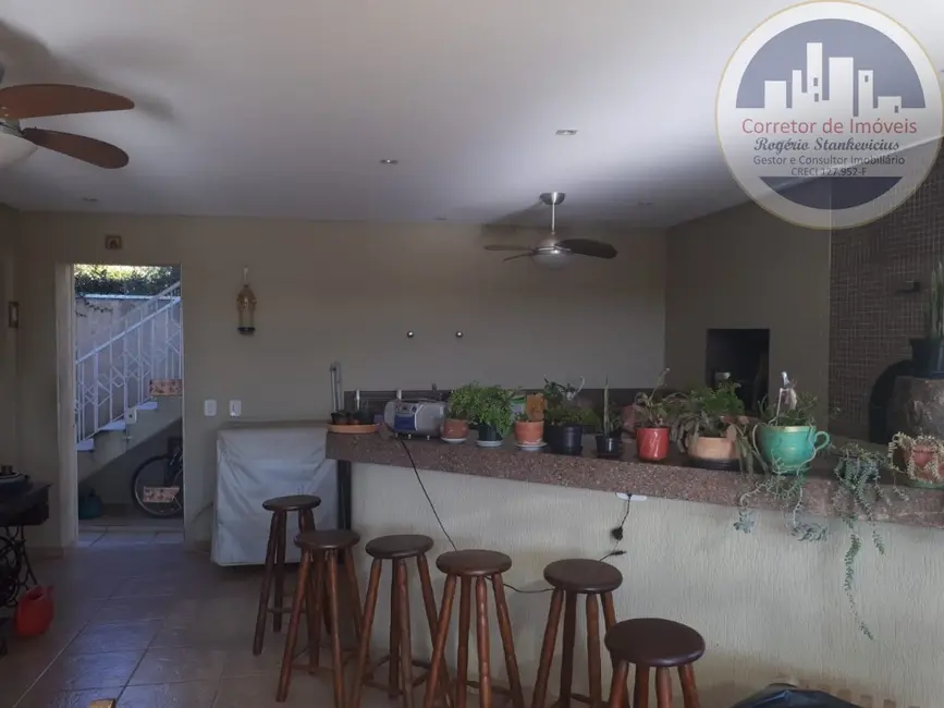 Foto 8 de Casa com 4 quartos à venda, 334m2 em Vinhedo - SP