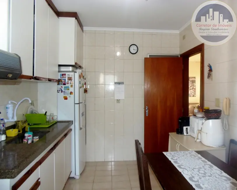 Apartamento com 2 quartos à venda, 92m2 em Vila Clayton, Valinhos - SP - imagem 9 Foto 9 de Apartamento com 2 quartos à venda, 92m2 em Vila Clayton, Valinhos - SP