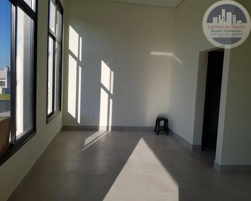 Foto 3 de Casa de Condomínio com 3 quartos à venda, 190m2 em Jardim Residencial Maria Dulce, Indaiatuba - SP