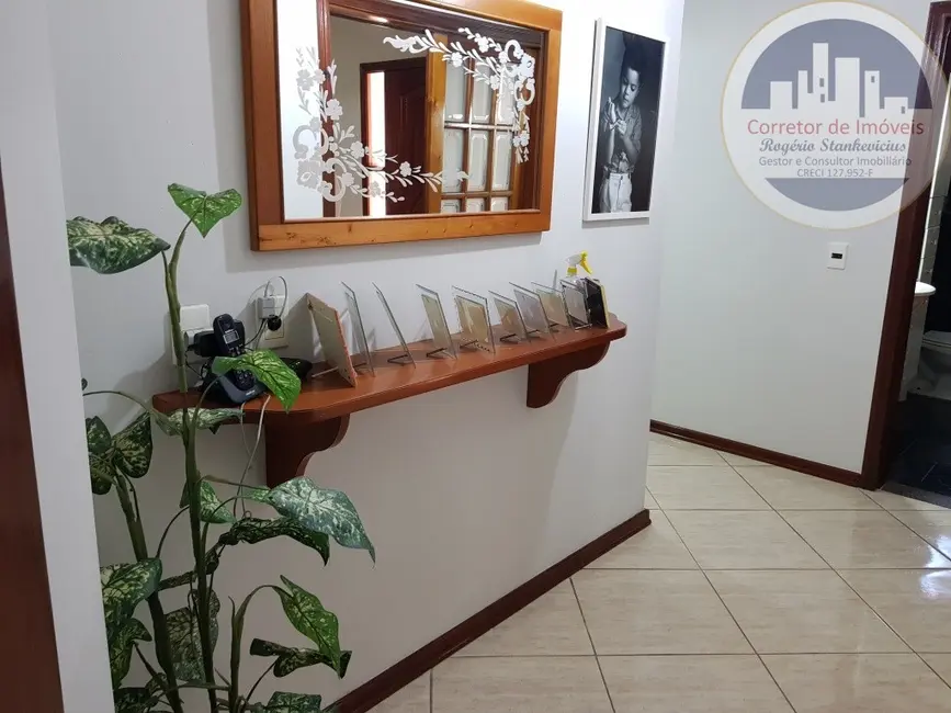 Foto 9 de Casa com 3 quartos à venda, 187m2 em Vinhedo - SP