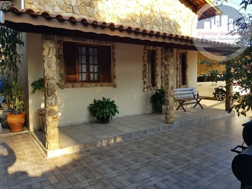 Foto 3 de Casa com 3 quartos à venda, 187m2 em Vinhedo - SP