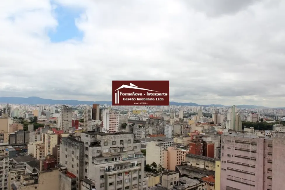 Foto 2 de Apartamento com 1 quarto para alugar, 29m2 em República, São Paulo - SP