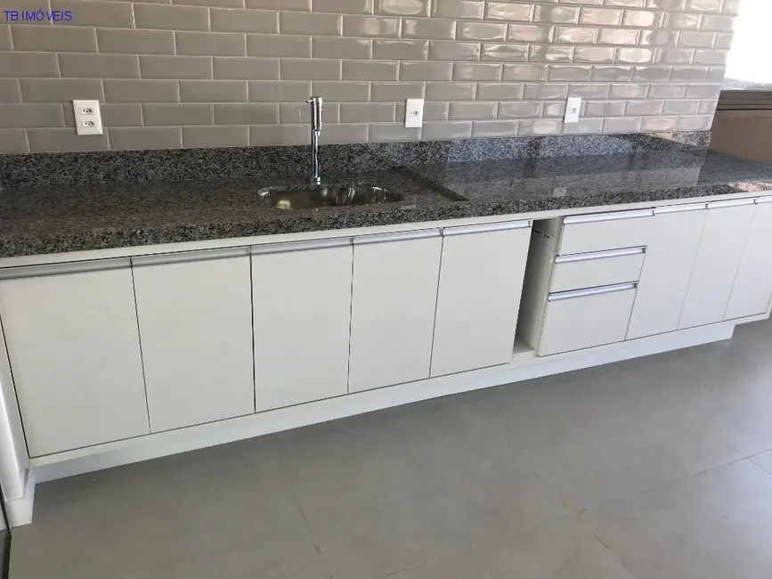 Apartamento com 3 quartos para alugar, 109m2 em Vila Independência, Sorocaba - SP - imagem 4 Foto 4 de Apartamento com 3 quartos para alugar, 109m2 em Vila Independência, Sorocaba - SP