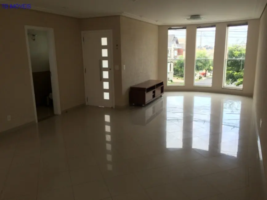 Foto 2 de Casa com 3 quartos para alugar, 350m2 em Sorocaba - SP