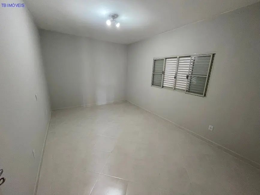Casa com 2 quartos para alugar, 94m2 em Sorocaba - SP - imagem 8 Foto 8 de Casa com 2 quartos para alugar, 94m2 em Sorocaba - SP