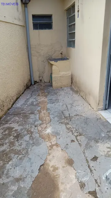 Foto 2 de Casa com 1 quarto para alugar, 28m2 em Além Linha, Sorocaba - SP