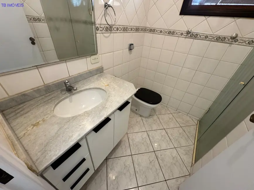 Casa de Condomínio com 3 quartos para alugar, 205m2 em Sorocaba - SP - imagem 6 Foto 6 de Casa de Condomínio com 3 quartos para alugar, 205m2 em Sorocaba - SP