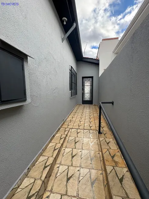 Foto 2 de Casa com 2 quartos à venda e para alugar, 103m2 em Vila Leão, Sorocaba - SP