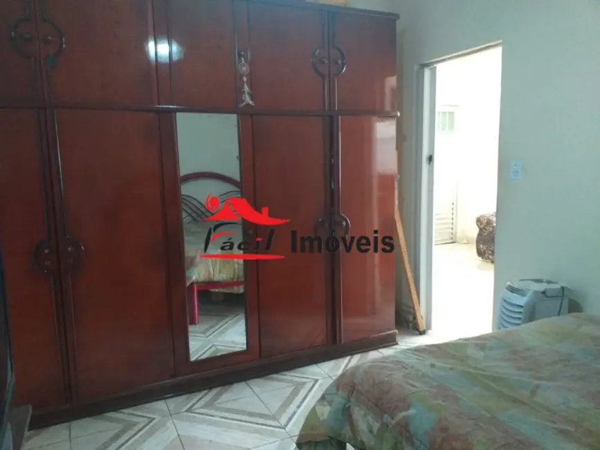 Casa com 4 quartos à venda, 200m2 em Itaquera, São Paulo - SP - imagem 9 Foto 9 de Casa com 4 quartos à venda, 200m2 em Itaquera, São Paulo - SP