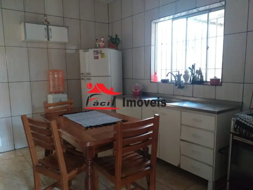 Casa com 4 quartos à venda, 200m2 em Itaquera, São Paulo - SP - imagem 6 Foto 6 de Casa com 4 quartos à venda, 200m2 em Itaquera, São Paulo - SP