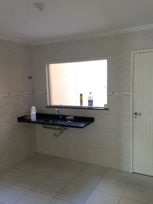 Foto 6 de Sobrado com 2 quartos para alugar, 80m2 em Vila Corberi, São Paulo - SP