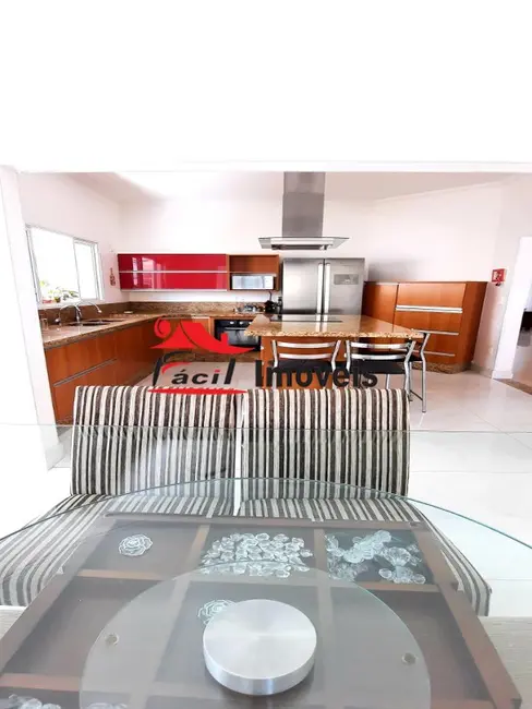 Foto 6 de Casa com 4 quartos à venda, 300m2 em Jardim Rincão, Aruja - SP