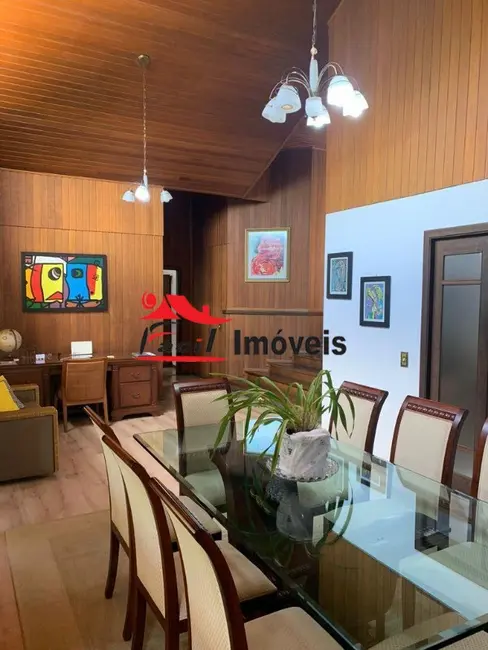 Foto 2 de Casa com 3 quartos à venda, 282m2 em Jardim Fazenda Rincão, Aruja - SP