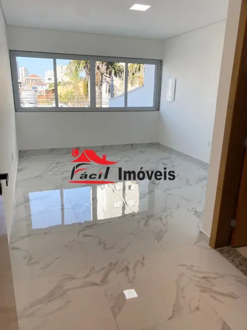 Sobrado com 3 quartos à venda, 240m2 em Penha de França, São Paulo - SP - imagem 8 Foto 8 de Sobrado com 3 quartos à venda, 240m2 em Penha de França, São Paulo - SP