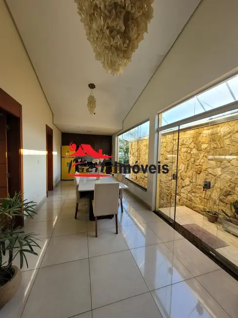 Foto 4 de Casa com 3 quartos à venda, 245m2 em Jardim Nossa Senhora do Carmo, São Paulo - SP