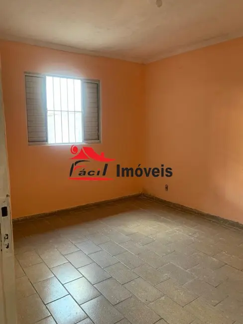 Casa com 3 quartos para alugar, 80m2 em Itaquera, São Paulo - SP - imagem 8 Foto 8 de Casa com 3 quartos para alugar, 80m2 em Itaquera, São Paulo - SP