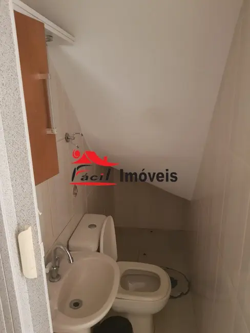 Foto 2 de Sobrado com 2 quartos para alugar, 150m2 em Vila Carmosina, São Paulo - SP