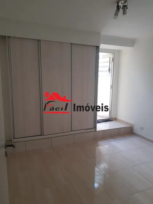 Foto 8 de Sobrado com 2 quartos para alugar, 150m2 em Vila Carmosina, São Paulo - SP