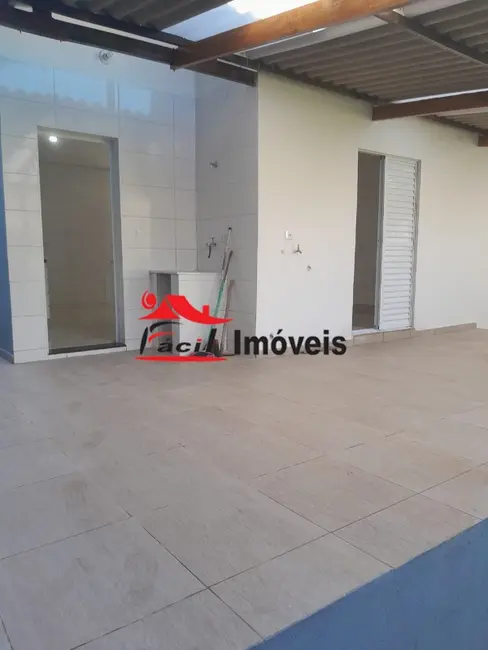 Casa com 3 quartos à venda, 250m2 em Itaquera, São Paulo - SP - imagem 2 Foto 2 de Casa com 3 quartos à venda, 250m2 em Itaquera, São Paulo - SP