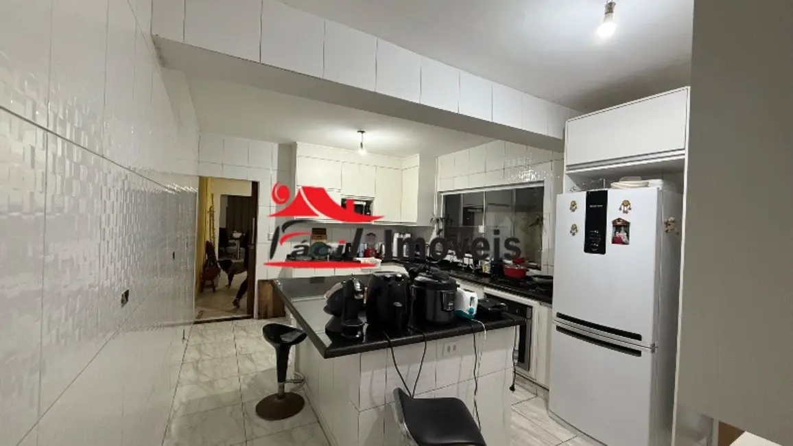 Foto 2 de Casa com 3 quartos à venda, 220m2 em Vila Verde, São Paulo - SP