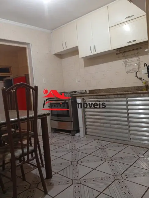 Foto 8 de Casa com 2 quartos à venda e para alugar, 340m2 em Vila Carmosina, São Paulo - SP
