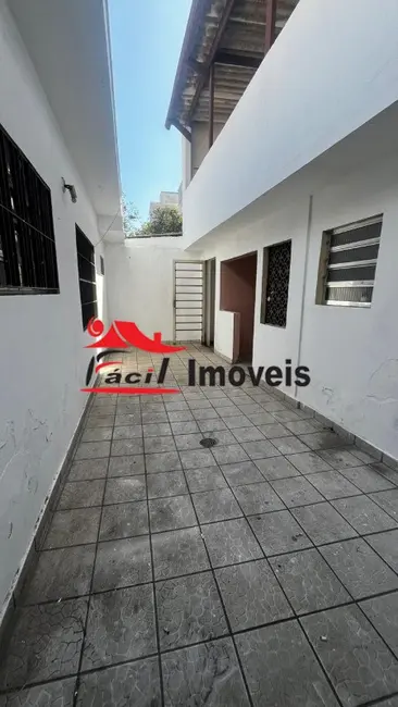 Foto 4 de Casa com 2 quartos para alugar, 200m2 em Itaquera, São Paulo - SP