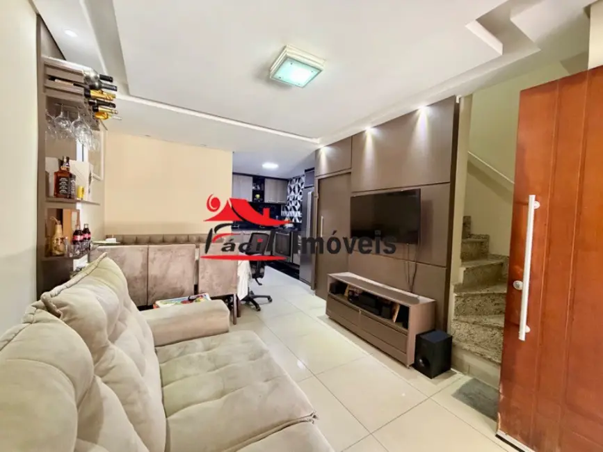 Sobrado com 2 quartos à venda, 67m2 em Itaquera, São Paulo - SP - imagem 3 Foto 3 de Sobrado com 2 quartos à venda, 67m2 em Itaquera, São Paulo - SP