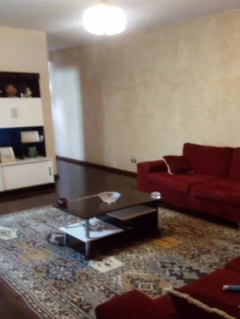 Sobrado com 2 quartos à venda, 180m2 em Vila Carrão, São Paulo - SP - imagem 3 Foto 3 de Sobrado com 2 quartos à venda, 180m2 em Vila Carrão, São Paulo - SP