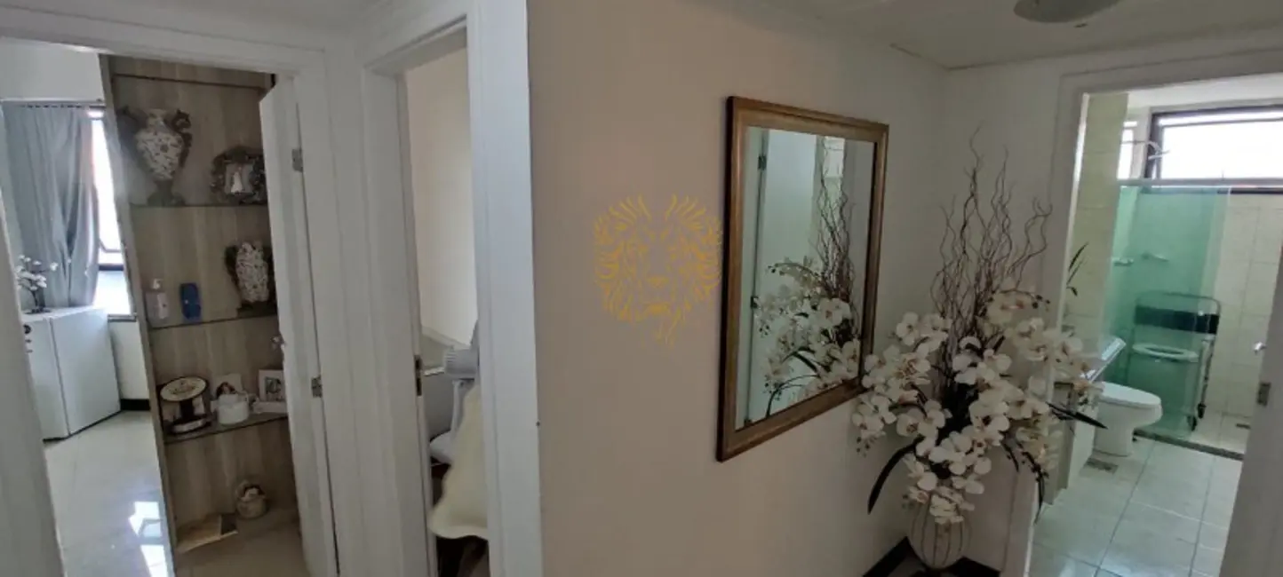 Apartamento com 4 quartos à venda, 177m2 em Treze de Julho, Aracaju - SE - imagem 9 Foto 9 de Apartamento com 4 quartos à venda, 177m2 em Treze de Julho, Aracaju - SE