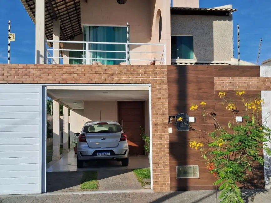 Casa com 3 quartos à venda, 250m2 em Aracaju - SE - imagem 3 Foto 3 de Casa com 3 quartos à venda, 250m2 em Aracaju - SE