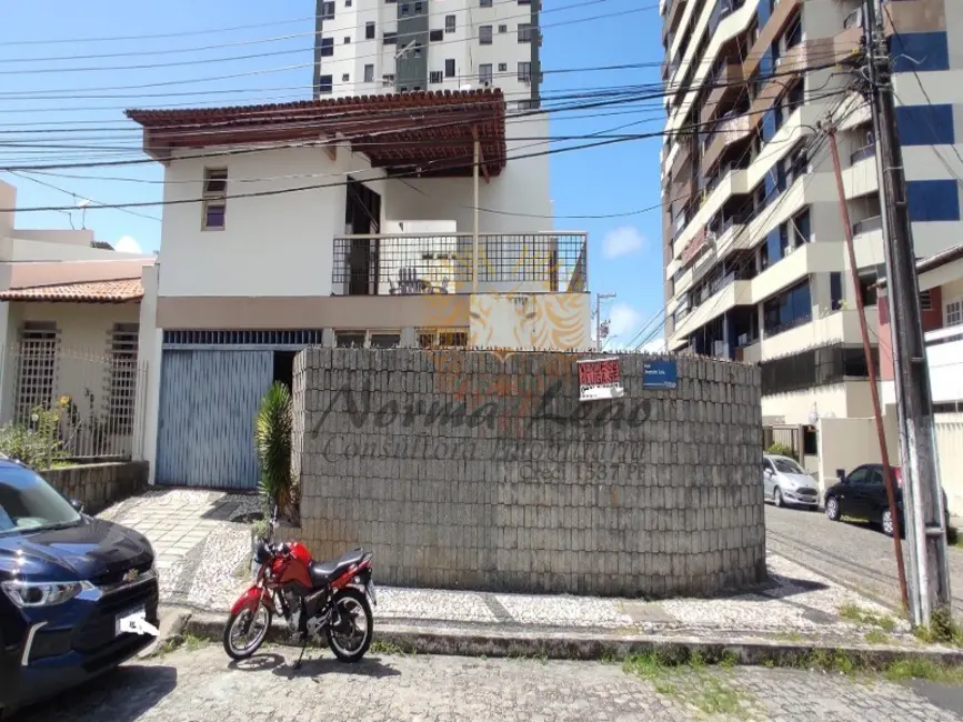 Foto 3 de Casa com 4 quartos à venda, 480m2 em Treze de Julho, Aracaju - SE