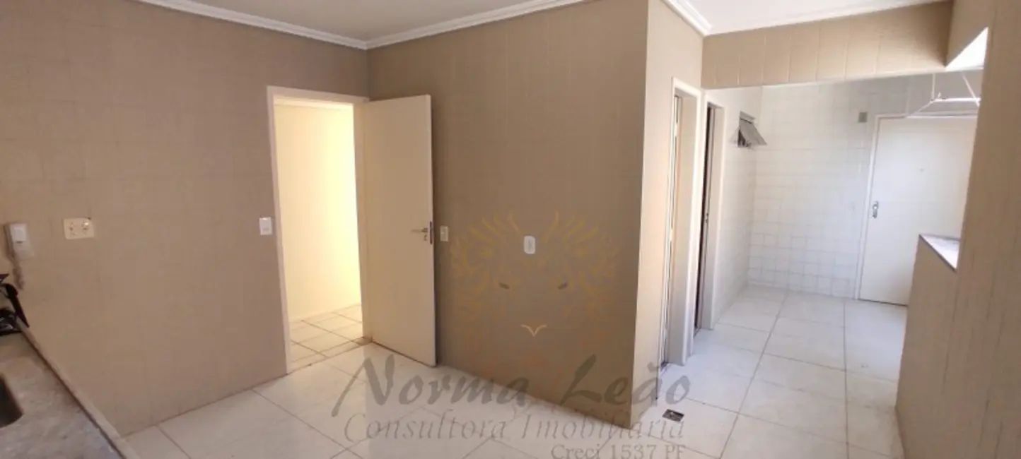 Apartamento com 4 quartos à venda, 145m2 em Treze de Julho, Aracaju - SE - imagem 6 Foto 6 de Apartamento com 4 quartos à venda, 145m2 em Treze de Julho, Aracaju - SE