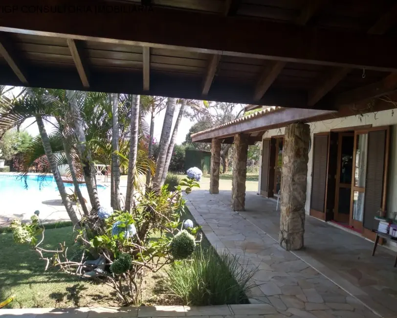 Foto 3 de Chácara com 4 quartos à venda, 387m2 em Vale das Laranjeiras, Indaiatuba - SP