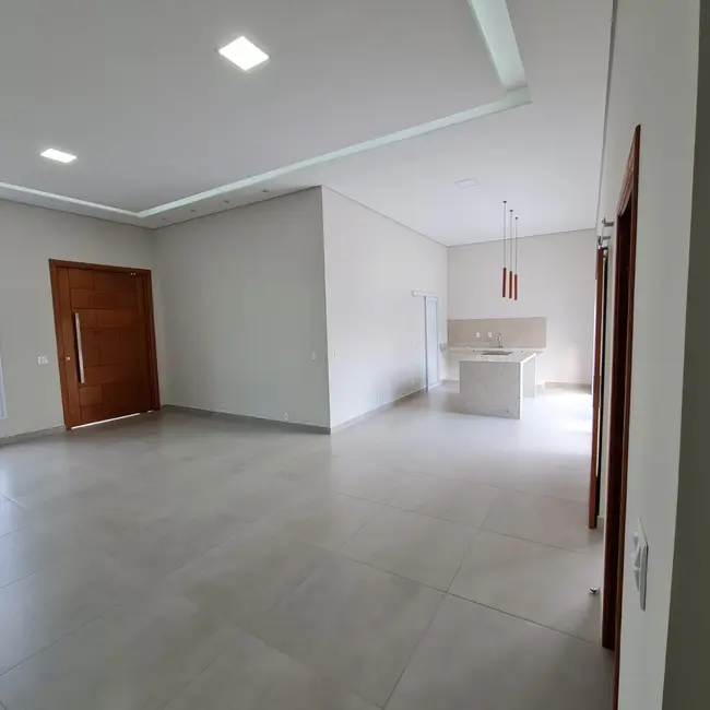 Casa de Condomínio com 3 quartos à venda, 212m2 em Indaiatuba - SP - imagem 3 Foto 3 de Casa de Condomínio com 3 quartos à venda, 212m2 em Indaiatuba - SP
