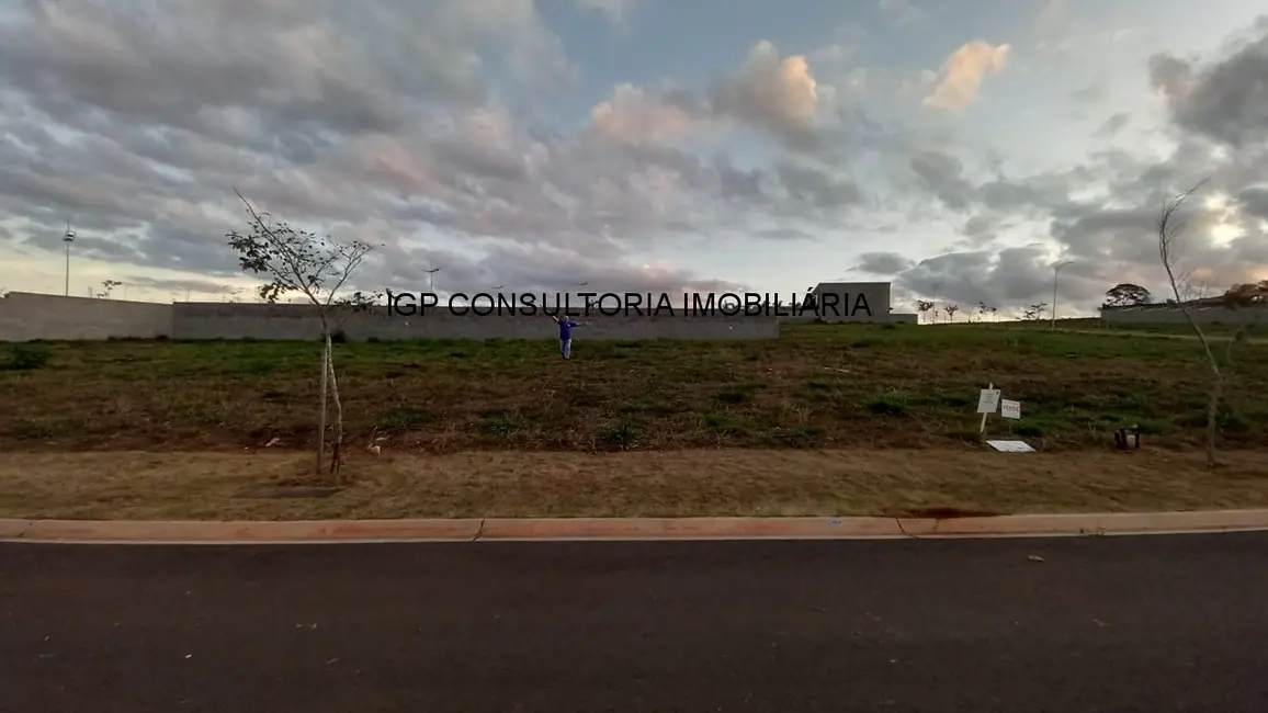 Foto 1 de Terreno / Lote à venda, 360m2 em Jardim Santorini, Indaiatuba - SP