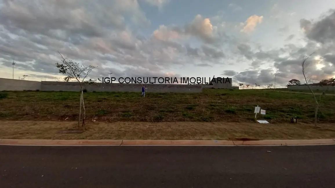 Foto 2 de Terreno / Lote à venda, 360m2 em Jardim Santorini, Indaiatuba - SP