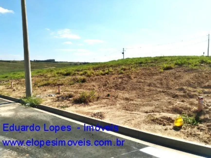Foto 1 de Terreno / Lote à venda, 175m2 em Elias Fausto - SP