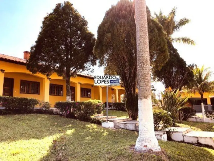 Chácara com 6 quartos à venda, 750m2 em Laranjal Paulista - SP - imagem 3 Foto 3 de Chácara com 6 quartos à venda, 750m2 em Laranjal Paulista - SP