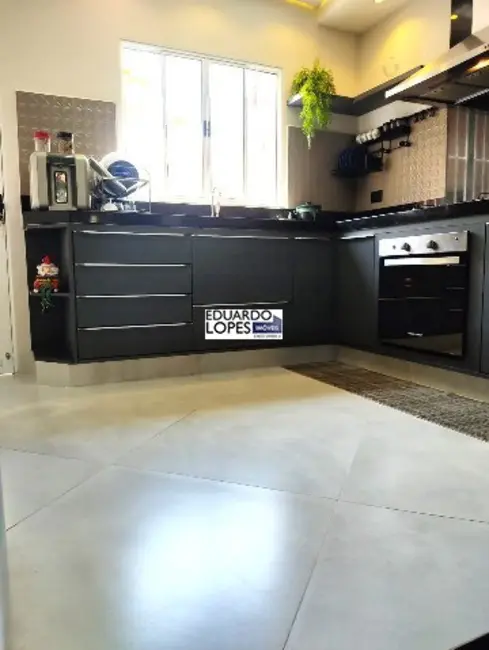 Foto 4 de Casa com 3 quartos à venda, 239m2 em Jardim Bela Vista, Indaiatuba - SP