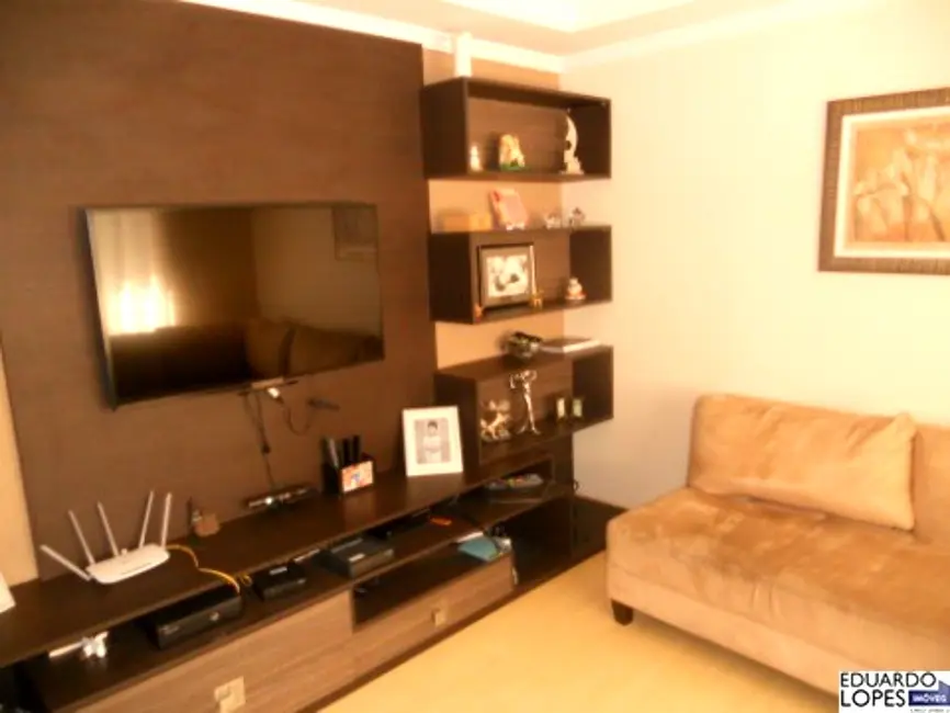 Foto 9 de Casa com 4 quartos à venda, 242m2 em Vila Ruz Peres, Indaiatuba - SP