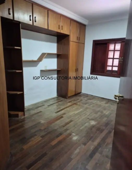 Foto 9 de Casa com 4 quartos à venda, 164m2 em Jardim Regina, Indaiatuba - SP