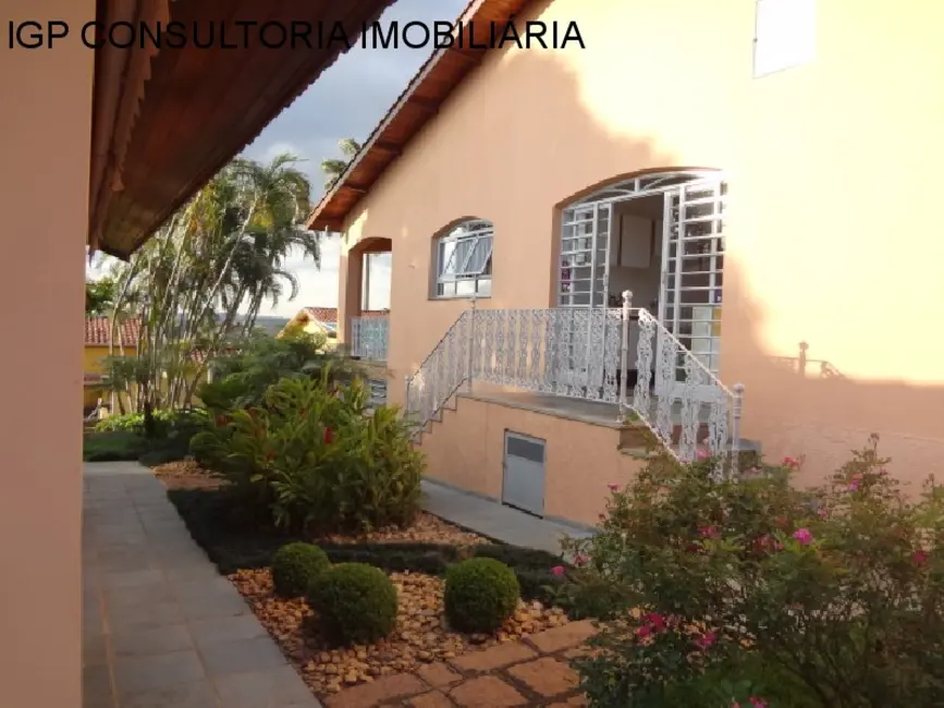 Chácara com 4 quartos à venda, 443m2 em Colinas do Mosteiro de Itaici, Indaiatuba - SP - imagem 8 Foto 8 de Chácara com 4 quartos à venda, 443m2 em Colinas do Mosteiro de Itaici, Indaiatuba - SP